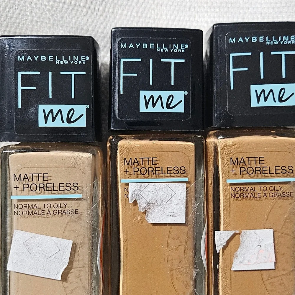 Maybelline Fit Me Matte Poreless Foundation 3 Shades Beige & Toffee lot of‎ 3